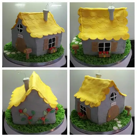 Gâteau en forme de maison grise au toit jaune, vu sous quatre angles